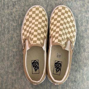Vans, beige checkerboard slip ons